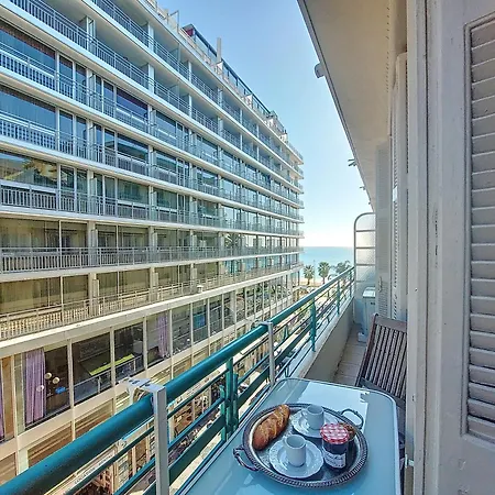 Nestor&jeeves - Trois Promenade - - Very Close Sea * Nizza